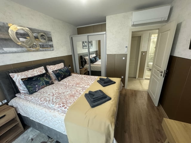 Първи наематели. 2 - стаен лукс - топ център, община, city of Varna | Apartments - снимка 1