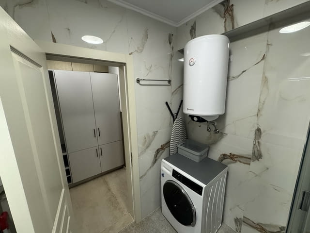 Първи наематели! едностаен, модерен. до общината, city of Varna | Apartments - снимка 10