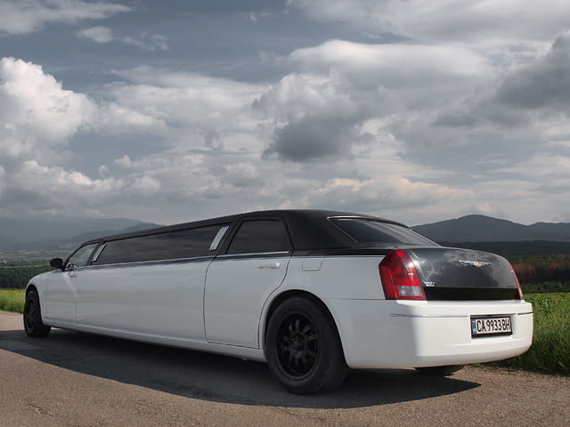 Лимузини под наем Шумен, Разград, Търговище, Русе и Силистра, city of Shumen - снимка 5