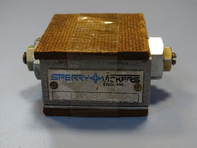Хидравличен клапан Sperry Vickers FNM 3A 30 precision hydravlic check valve - снимка 2