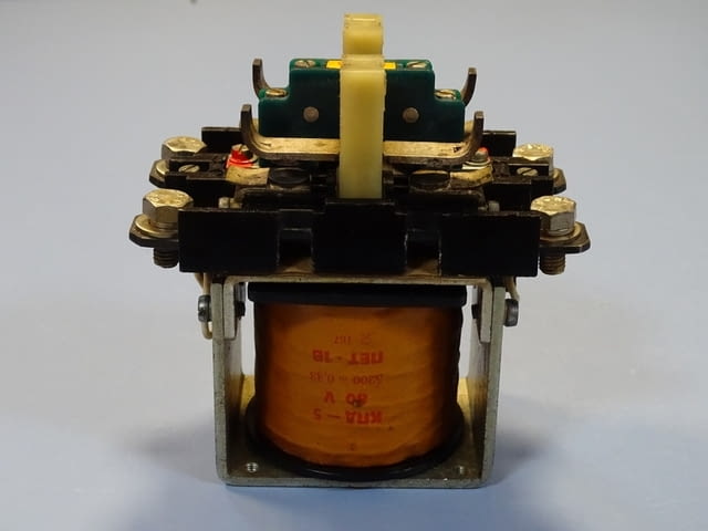 Контактор за електрокар KПД-5 ЕАЗ Пловдив 100A, 80V, city of Plovdiv | Industrial Equipment - снимка 1