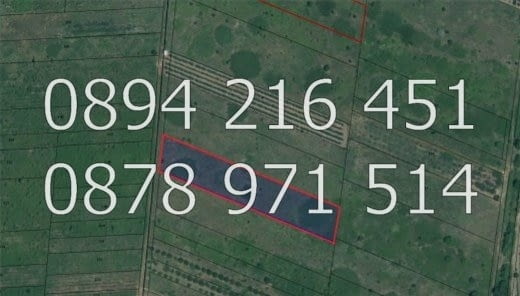 КОДг 61261. Поземлен имот 5850м2, който се намира на 500 м след светофара за Марково като се свива в - снимка 1