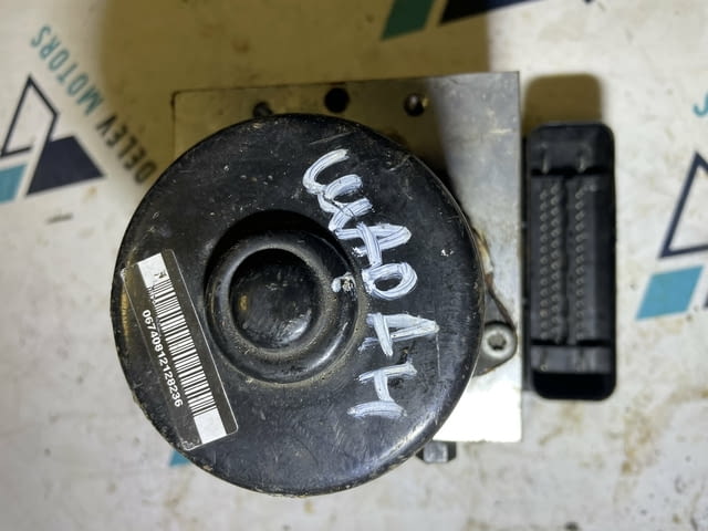 7M3907379D 7M3614111N ABS помпа от VW Sharan, village Kumanovo | Spare Parts - снимка 1