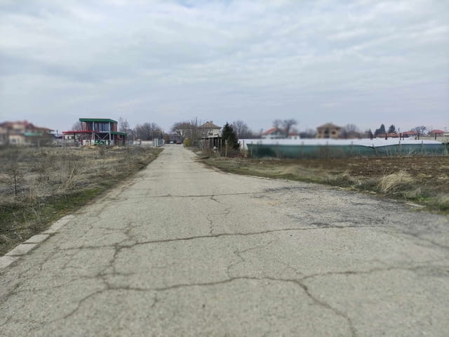 Продавам 14 603кв.м.четиринадесет декара и шесст стотин и три квадратни метра в село Скутаре близо д - снимка 1