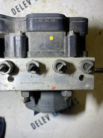 476601842R ABS помпа от Renault Clio 0.9TCe Breaking system - village Kumanovo | Spare Parts - снимка 2