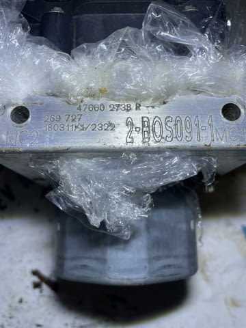 476602738R ABS помпа от Dacia Duster 2, 1.5 DCI, village Kumanovo | Spare Parts - снимка 3