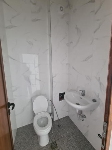 ОФИС/ТЪРГОВСКИ ОБЕКТ в кв. Младежки хълм, град Хасково, city of Haskovo | Stores - снимка 2