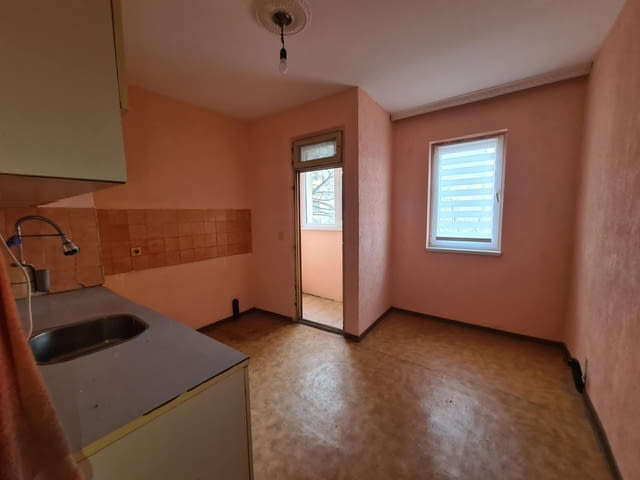 ТРИСТАЕН АПАРТАМЕНТ в кв. Бадема, град Хасково, city of Haskovo | Apartments - снимка 8