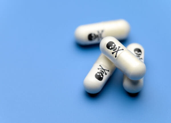 Цианид, нембутал за бърза безболезнена смърт (евтаназия) или лабораторна употреба - снимка 1