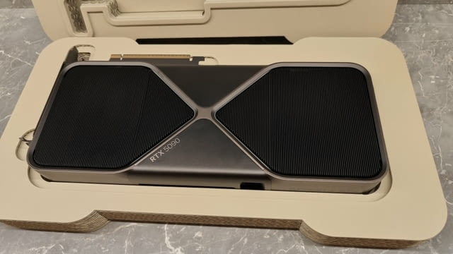 Geforce Rtx 5090, Rtx 5080, Rtx 5070 Ti, Rtx 5070 , Rtx 4090, Rtx 4080 Super, Rtx 4080, Rtx 4070 Ti - снимка 6