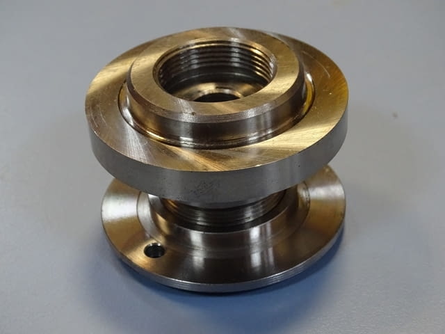 Комплект гайка и шайба за абразивен диск Ф40 x 18 mm, град Пловдив | Промишлено Оборудване - снимка 3