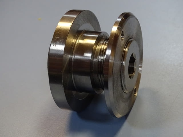 Комплект гайка и шайба за абразивен диск Ф40 x 18 mm, град Пловдив | Промишлено Оборудване - снимка 5