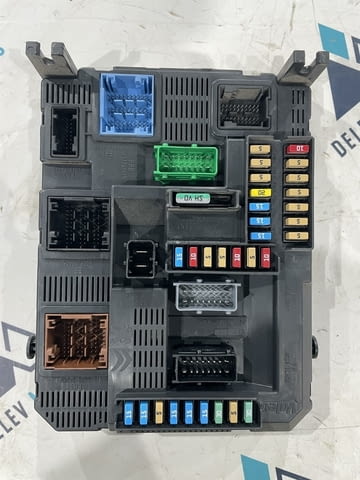 9807531680 BSI N02 00 комфорт модул от Пежо 301 Peugeot 301 2015г. в автоморга Delev Motors, между с - снимка 1