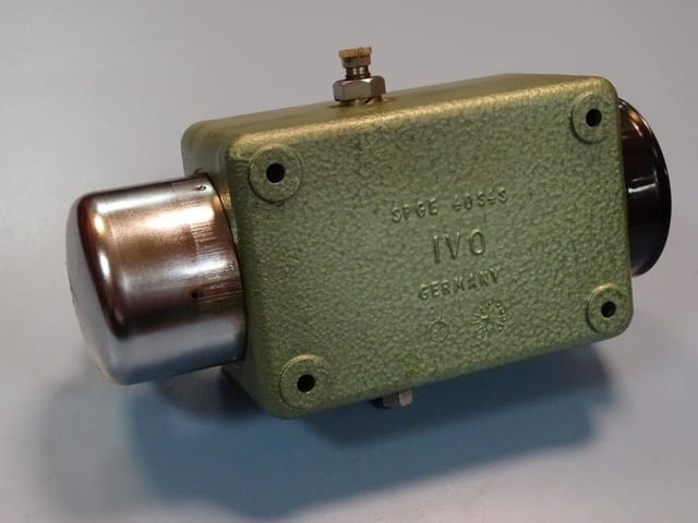 Хидравлична ръчна помпа Vogele AG Mannheim SP/EN 0.6/22F1 Hand Level Oiler Control Valve - снимка 5