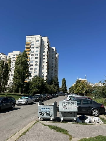 Продаваме двустаен апартамент 64 кв.м. в гр. София, жк Люлин 10, ет.14, ЕПК, обзаведен, панора - снимка 1