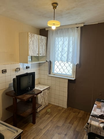 Продаваме двустаен апартамент 64 кв.м. в гр. София, жк Люлин 10, ет.14, ЕПК, обзаведен, панора - снимка 8