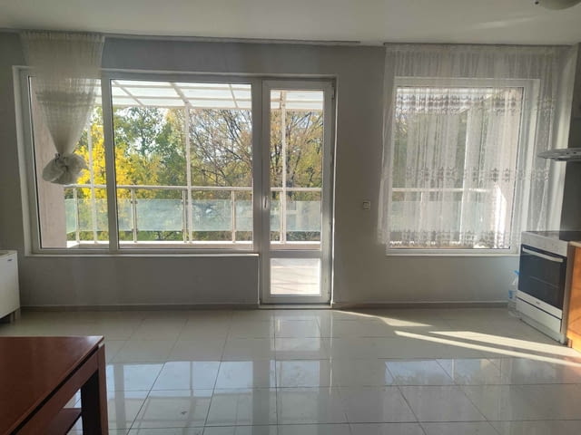 Дава се под наем многостаен апартамент в Кючук Париж, град Пловдив | Апартаменти - снимка 1