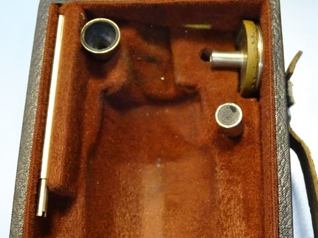 Оборотометър механичен VEB Hand-Tachometer H6 40-48000min-1, city of Plovdiv - снимка 6