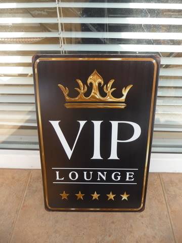 Метална табела надпис ВИП салон зона VIP lounge випаджии 5 звезди - снимка 1