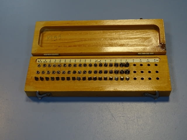 Комплект накрайници за резбомер VEB Suhl W4.5-W48/60, city of Plovdiv | Instruments - снимка 1