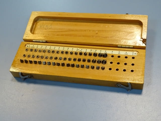 Комплект накрайници за резбомер VEB Suhl W4.5-W48/60, city of Plovdiv | Instruments - снимка 5