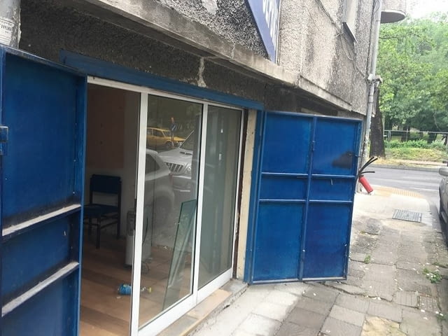 Гараж или склад или офис в пресечка на бул. Руски, град Пловдив | Гаражи / Паркоместа - снимка 11