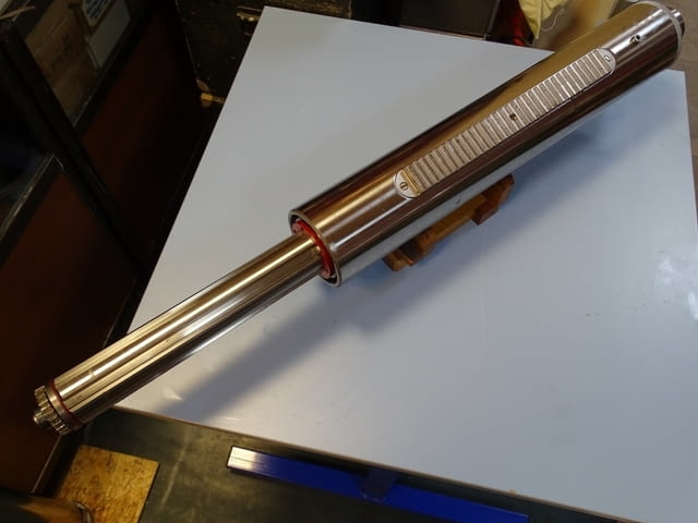 Вертикален шпиндел за фреза, радиал-бормашина OKUMA L-1070 vertical spindle - снимка 1