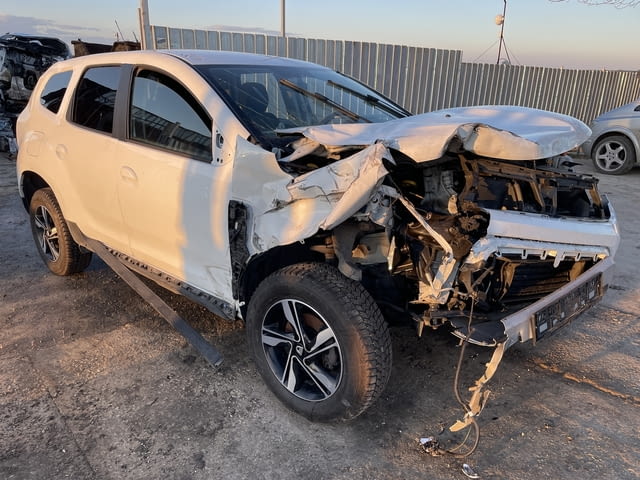 Dacia Duster 2 1.3 TCe двигател H5H480, 4x4, 150 кс., 6 ск., 75 000 km, 2022 г., euro 6D, Дачия Дъст - снимка 2