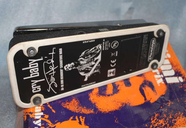 Dunlop Wha JH Cry Baby - Jimi Hendrix УА-УА ПОЧТИ НОВ, city of Sofia | Other - снимка 5