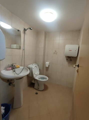 Дава се търговско студио под наем в Кючук Париж 1-bedroom, 45 m2, Brick - city of Plovdiv | Offices - снимка 6