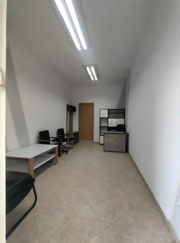 Дава се търговско студио под наем в Кючук Париж 1-bedroom, 45 m2, Brick - city of Plovdiv | Offices - снимка 10