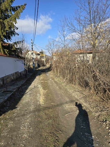 Топ Парцел в регулация с ток и вода 1050 м2, За жил.строителство - село Гълъбово | Парцели / Земя - снимка 2