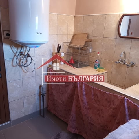 Просторна къща в с.Селце, обл.Добрич 1-floor, Brick, 120 m2 - village Selce | Houses & Villas - снимка 5