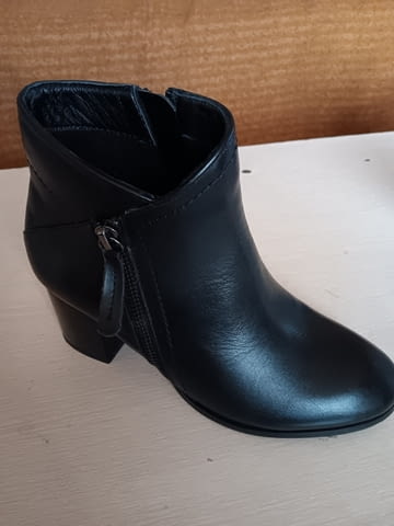Продавам дамски боти и преса за коса Autumn/Winter, Elegant, Black - city of Pleven | Women’s Shoes - снимка 3