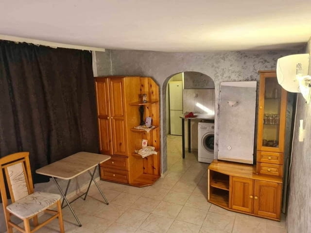 Давам под наем къщичка в кв. Кършияка 1-стаен, 45 м2, Тухла - град Пловдив | Апартаменти - снимка 4