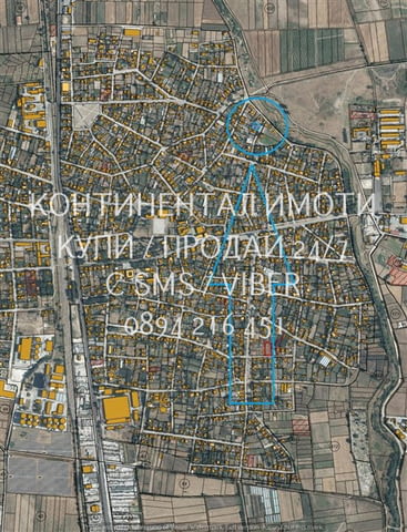 Код 62955. Парцел с перфектна квадратна форма 720м2 с лице на асфалтова улица. В имота има ток, вода - снимка 3