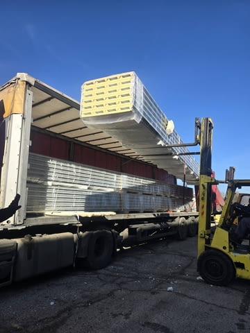 Български сандвич`панели - city of Varna | Renovations - снимка 3