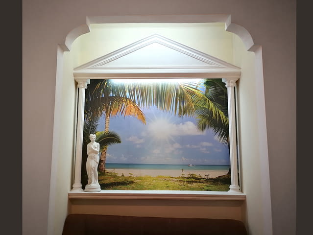 Дава под наем офис, 125кв.м., тристаен апартамент, супер център - снимка 1