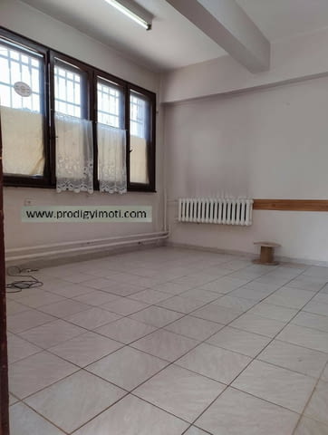 Предлагаме магазин на оживено място 67 м2 - град София | Магазини - снимка 4