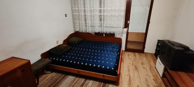 Давам под наем боксониера в кв.Кършияка Studio, 26 m2, Panel - city of Plovdiv | Apartments - снимка 1