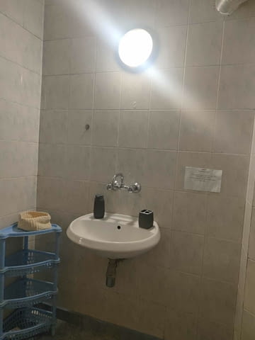 Продавам етаж от къща на Центъра Other, Brick, 120 m2 - city of Plovdiv | Houses & Villas - снимка 5