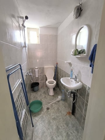 Продавам къща в общ. Перник с. Кралев дол 2-етажна, Тухла, 160 м2 - село Кралевдол | Къщи / Вили - снимка 6