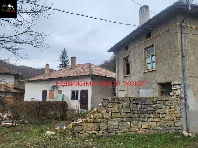 Две къщи в село Войнежа 2-floor, Brick, 290 m2 - village Vojneja | Houses & Villas - снимка 3