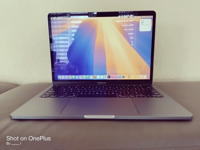 Мак бук про 13.3 екран, 2022, 8 рам, 256 ром с тачбар, city of Plovdiv | Laptops - снимка 4