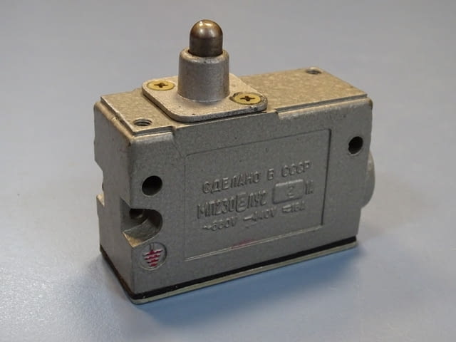 Краен изключвател МП2302ЛУ22 USSR Limit Switch 1A 660VAC/440VDC/16A - снимка 2