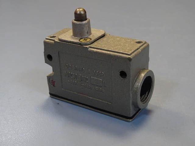 Краен изключвател МП2302ЛУ22 USSR Limit Switch 1A 660VAC/440VDC/16A - снимка 3