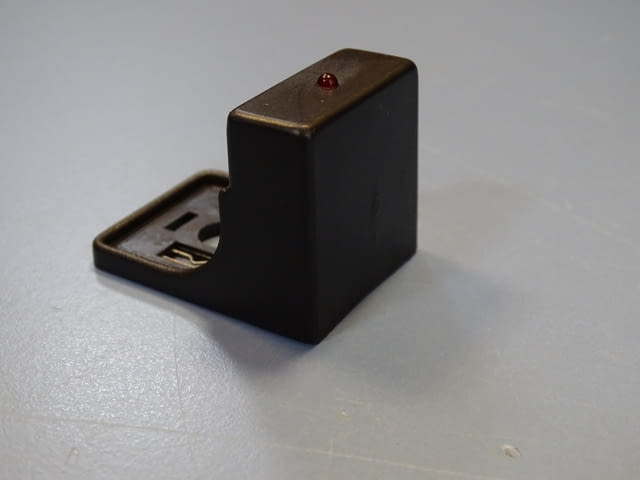 Щекер със светодиод за ел. бобина ИС-24VDC ”Хидравлика”, град Пловдив | Промишлено Оборудване - снимка 3