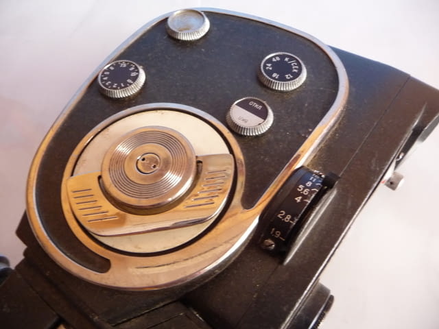 Видео камера Кварц 2 х 85 1 М Made in USSR видео лента филм руско производство - снимка 6