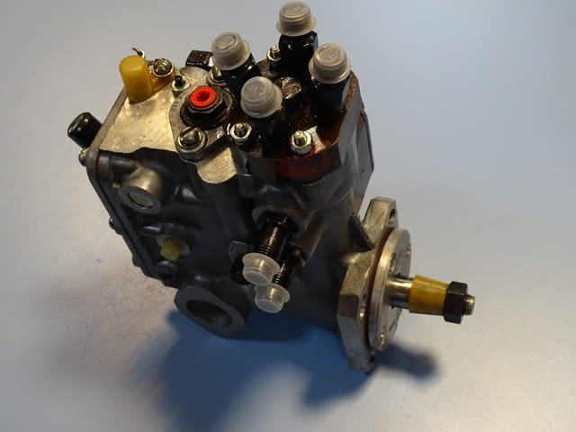 Горивно нагнетателна помпа (ГНП) за трактор "Владимировец" 48.1111004 ВЗТА Д3900 - снимка 6