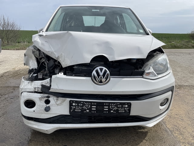 Volkswagen UP 1.0 EcoFuel, 68 кс., двигател CPG, бензин/метан(CNG), 51000 км., 5 ск., 2020г., euro 6 - снимка 3